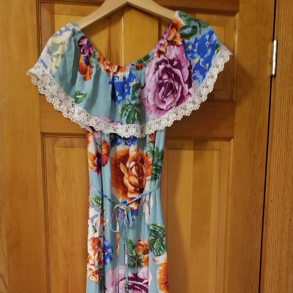 Beautiful,  off the shoulder maxi dress